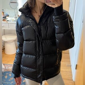 Aritzia The Super Puff Hi-Gloss